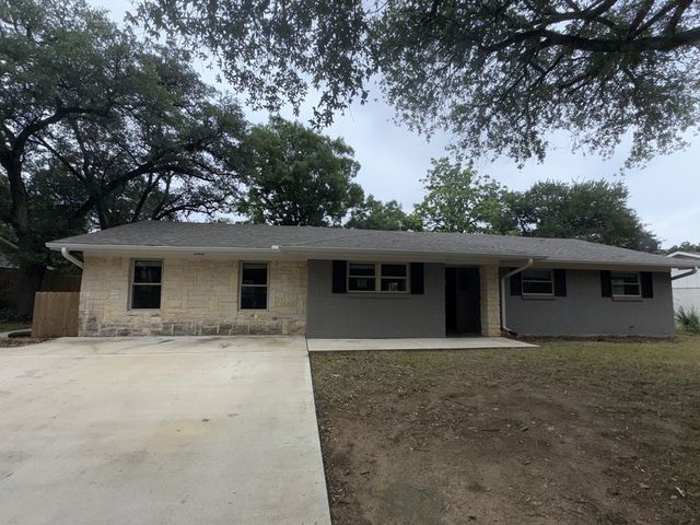 523 Wynne Road, Wills Point, TX 75169