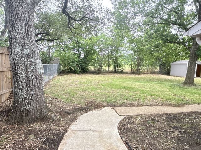 523 Wynne Road, Wills Point, TX 75169