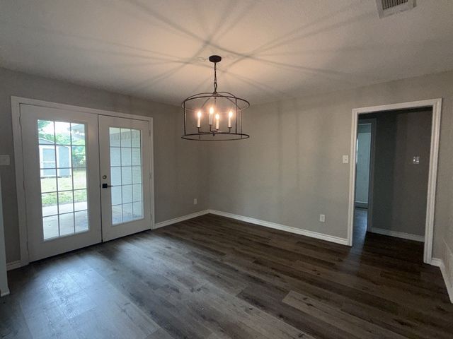 523 Wynne Road, Wills Point, TX 75169