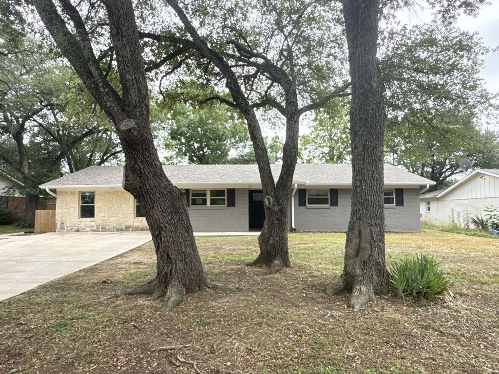 523 Wynne Road, Wills Point, TX 75169