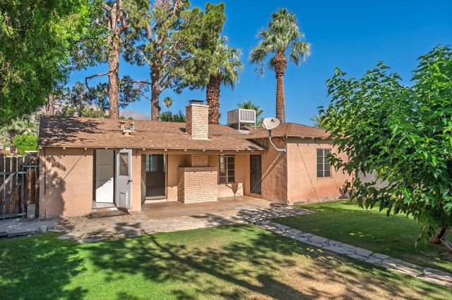 730 N Calle Marcus, Palm Springs, CA 92262