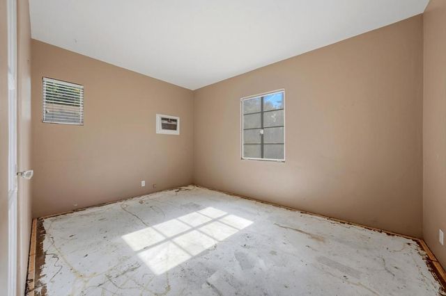 730 N Calle Marcus, Palm Springs, CA 92262