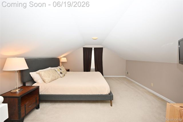 618 W Houstonia Avenue, Royal Oak, MI 48073