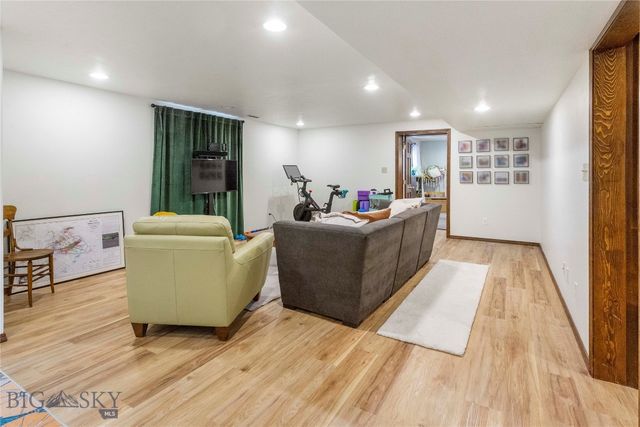 1920 Aberdeen, Butte, MT 59701