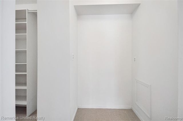 12113 Lexington Drive, South Lyon, MI 48178