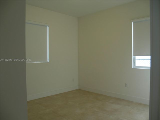 10053 NW 76th Terr, Doral, FL 33178