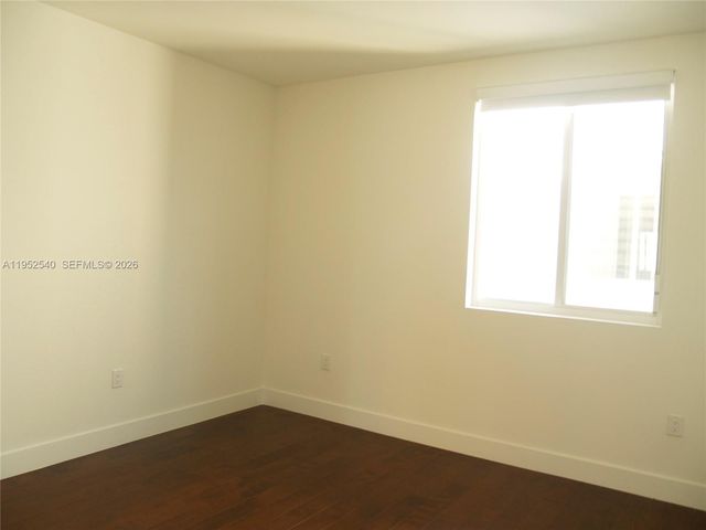 10053 NW 76th Terr, Doral, FL 33178