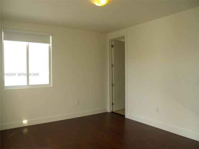 10053 NW 76th Terr, Doral, FL 33178