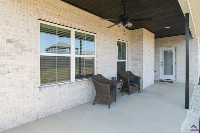 207 Old Hollow Way, Kathleen, GA 31047