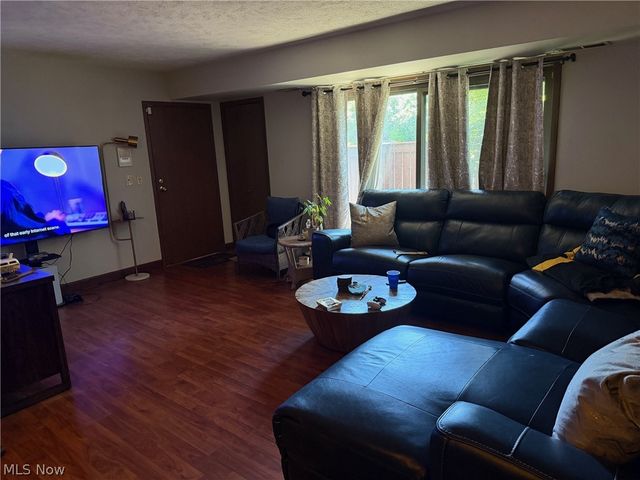 3249 Mayfield Road 13, Cleveland Heights, OH 44118