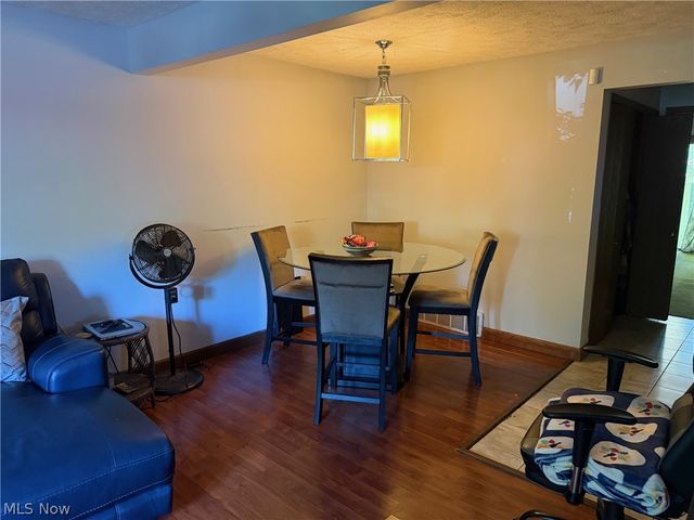 3249 Mayfield Road 13, Cleveland Heights, OH 44118