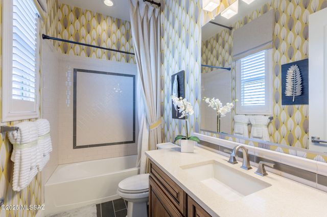 1189 E Madera Estates Lane, Sahuarita, AZ 85629