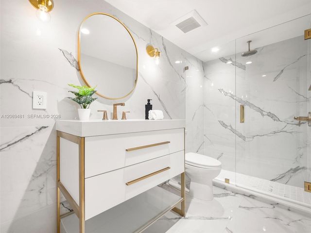 510 W 30th Street, Miami Beach, FL 33140