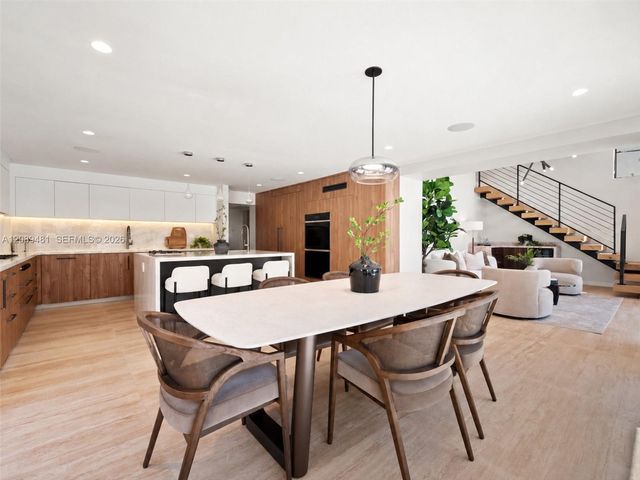 510 W 30th Street, Miami Beach, FL 33140