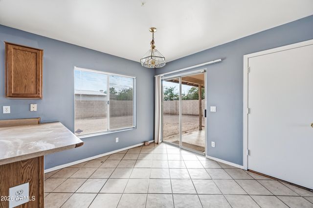 3811 W Sunland Avenue, Phoenix, AZ 85041
