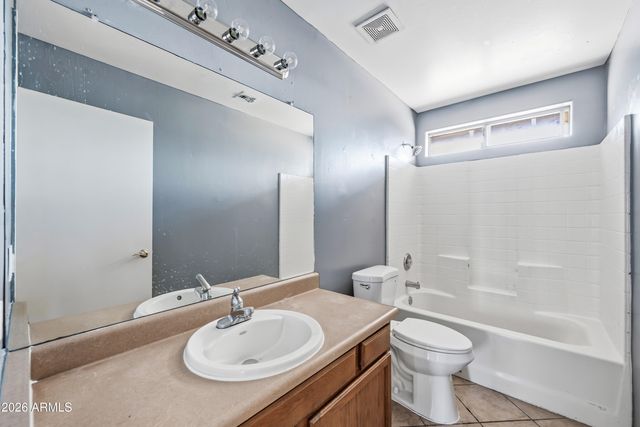 3811 W Sunland Avenue, Phoenix, AZ 85041
