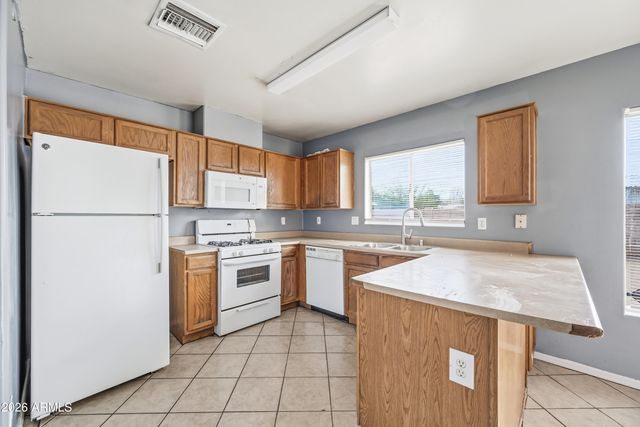 3811 W Sunland Avenue, Phoenix, AZ 85041