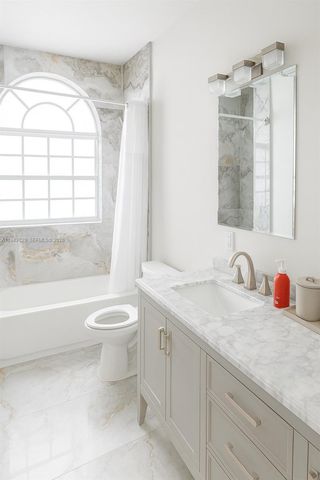 1139 NE 3rd Ave, Fort Lauderdale, FL 33304