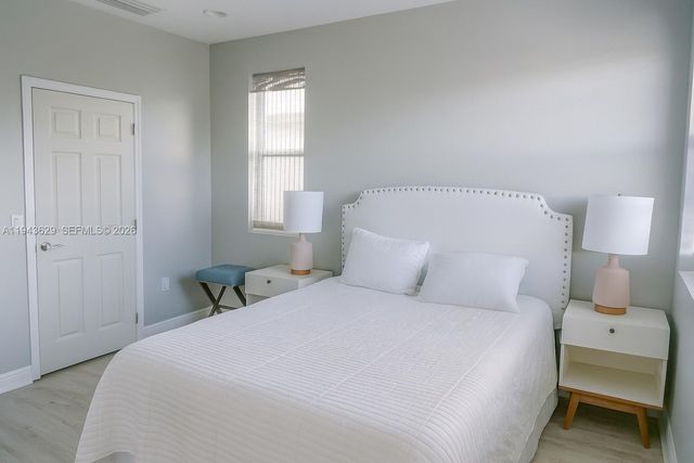 1139 NE 3rd Ave, Fort Lauderdale, FL 33304