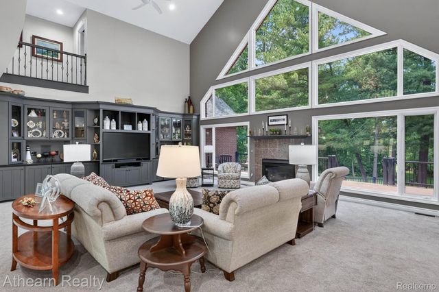 5326 Lake Forest Boulevard, Genoa Township, MI 48116