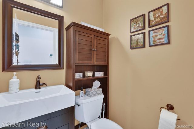 5326 Lake Forest Boulevard, Genoa Township, MI 48116