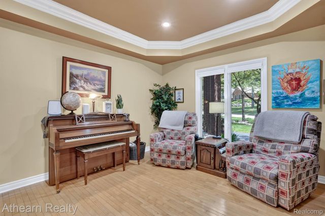 5326 Lake Forest Boulevard, Genoa Township, MI 48116