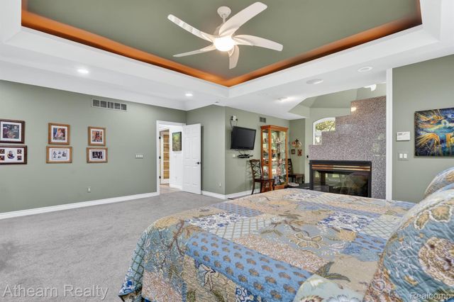 5326 Lake Forest Boulevard, Genoa Township, MI 48116