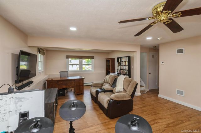 115 Clarendon Road, Ronkonkoma, NY 11779