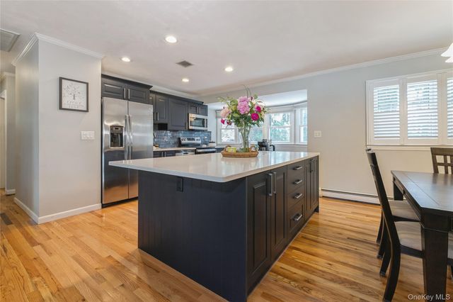 115 Clarendon Road, Ronkonkoma, NY 11779