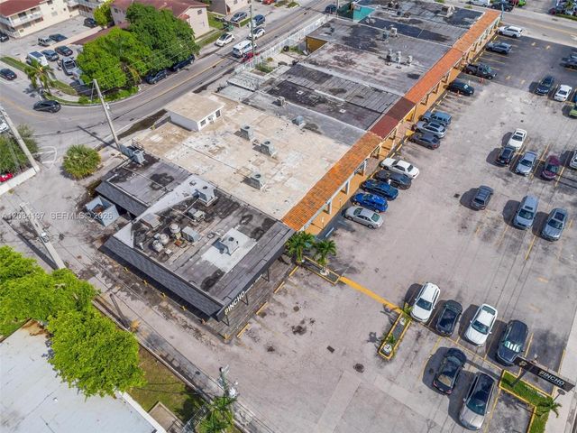 4950 W 12th Avenue, Hialeah, FL 33012