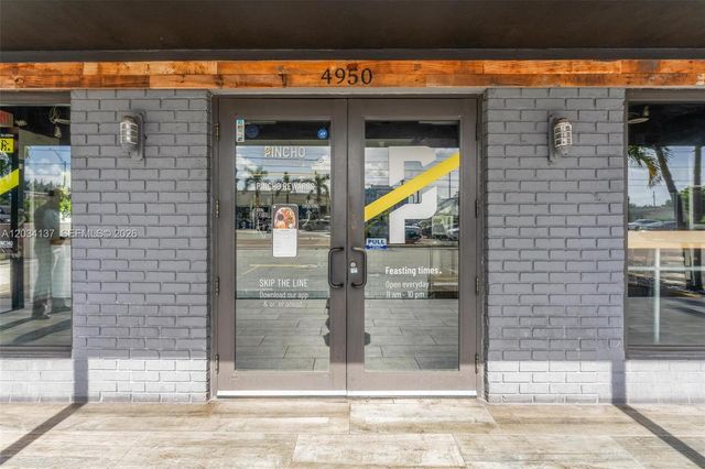 4950 W 12th Avenue, Hialeah, FL 33012