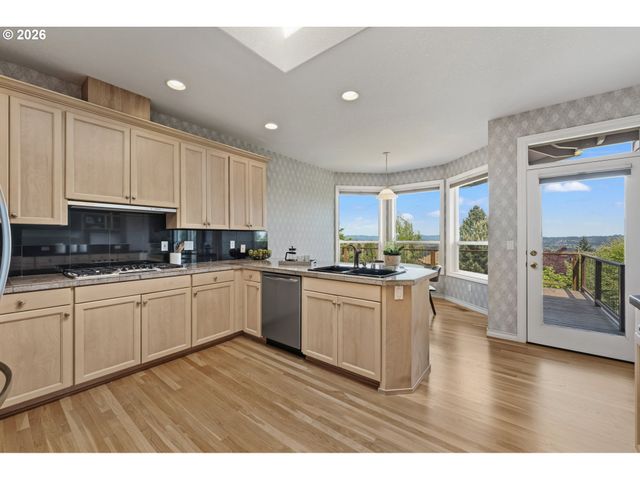 13632 Sw WHITE CEDAR Pl, Portland, OR 97223
