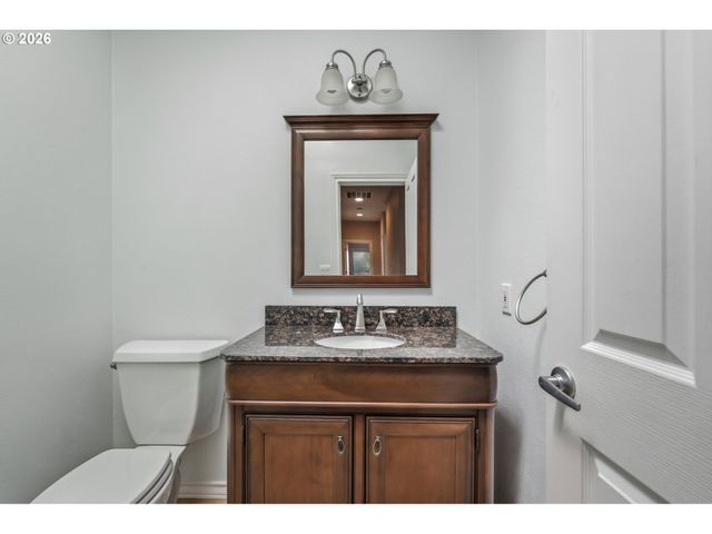 13632 Sw WHITE CEDAR Pl, Portland, OR 97223