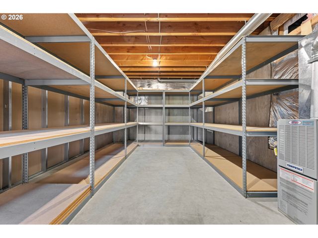 13632 Sw WHITE CEDAR Pl, Portland, OR 97223