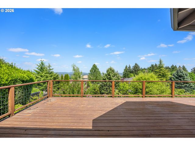 13632 Sw WHITE CEDAR Pl, Portland, OR 97223