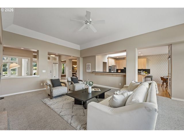 13632 Sw WHITE CEDAR Pl, Portland, OR 97223