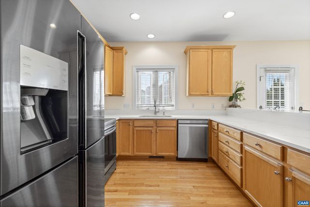 1236 AMBER RIDGE RD, Charlottesville, VA 22901