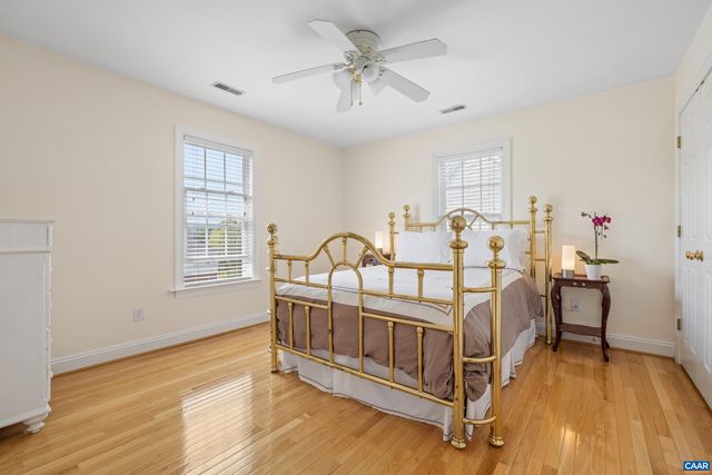 1236 AMBER RIDGE RD, Charlottesville, VA 22901