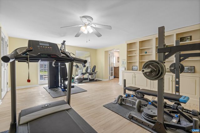 1236 AMBER RIDGE RD, Charlottesville, VA 22901