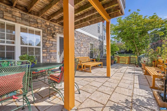 1236 AMBER RIDGE RD, Charlottesville, VA 22901