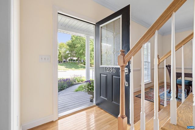 1236 AMBER RIDGE RD, Charlottesville, VA 22901