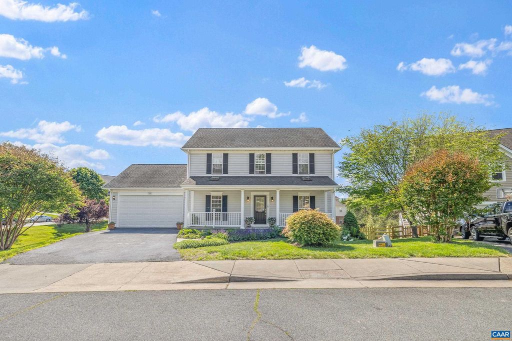 1236 AMBER RIDGE RD, Charlottesville, VA 22901