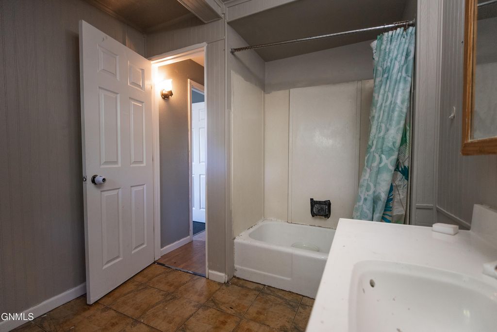 1319 4th Avenue, Washburn, ND 58577 photo 19