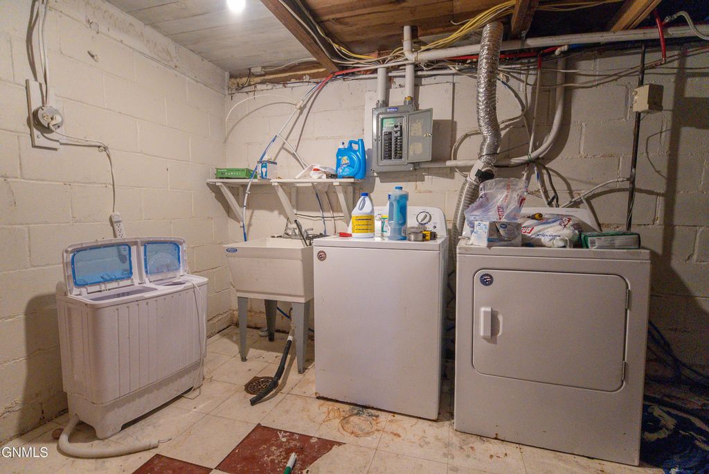 1319 4th Avenue, Washburn, ND 58577 photo 23