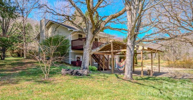 3 Taproot Trail, Barnardsville, NC 28709