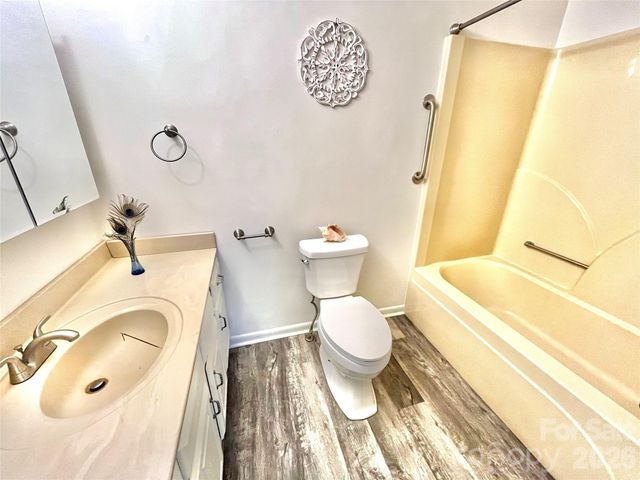 3 Taproot Trail, Barnardsville, NC 28709