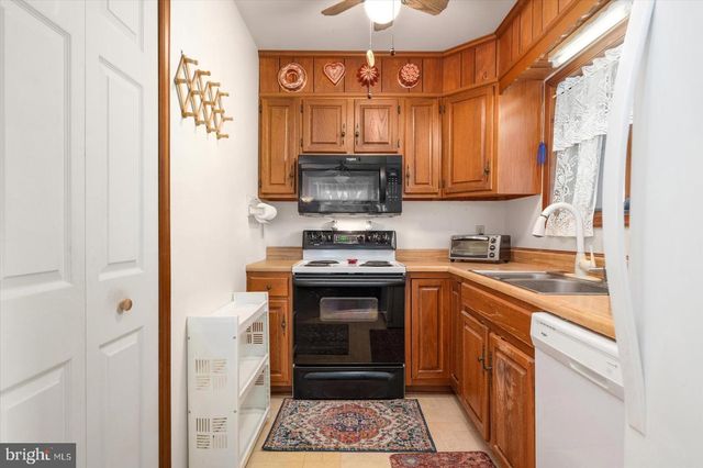 3377 NAVIGATOR DR, Greenbackville, VA 23356