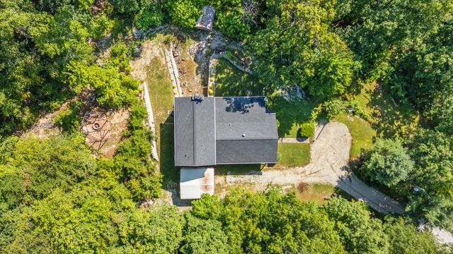 3902 Red Lick Road, Irvine, KY 40336