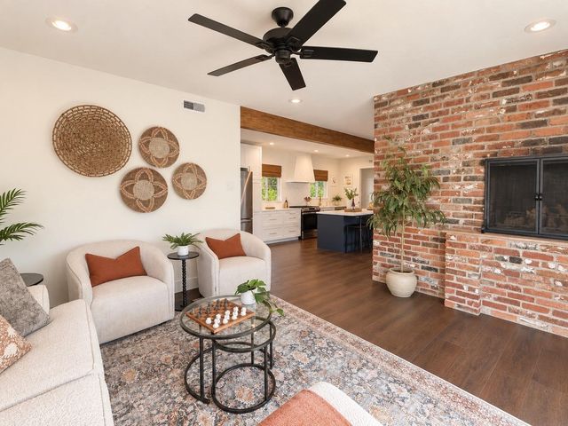 812 Skipper Cir, Sacramento, CA 95822