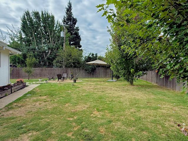 812 Skipper Cir, Sacramento, CA 95822